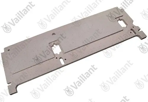 Graue Isolierplatte von Vaillant, flach und rechteckig, mit mehreren Aussparungen und Löchern zur Montage oder Befestigung.